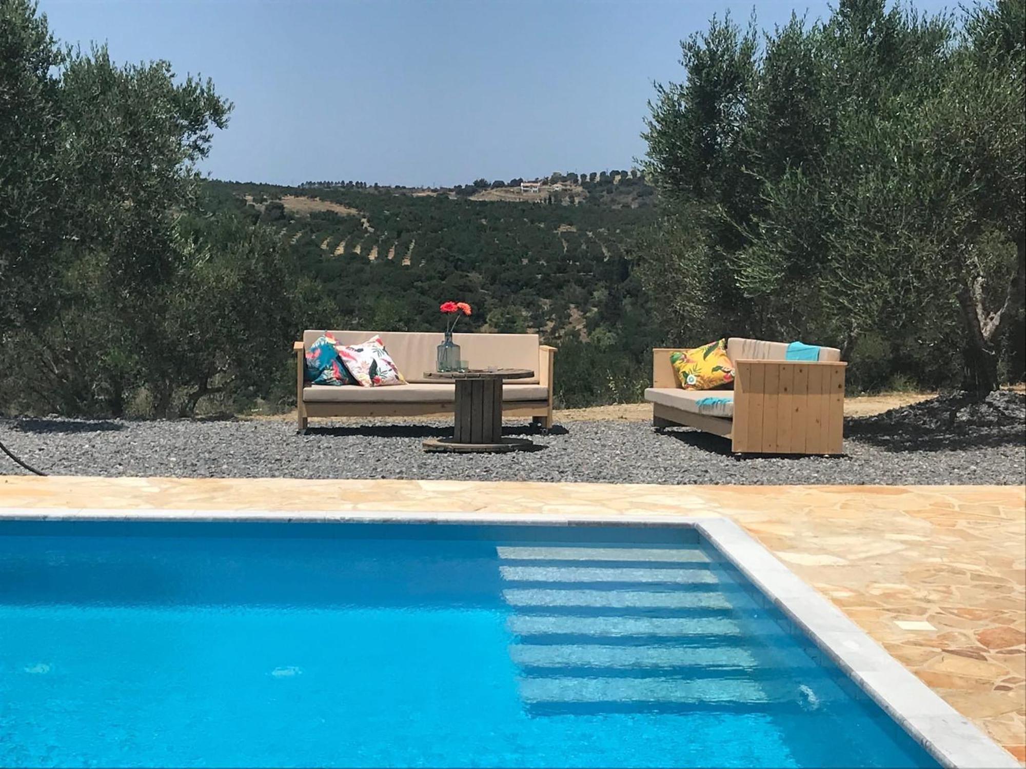 Luxurious Villa In Peloponnese With Swimming Pool Kamária Exteriér fotografie