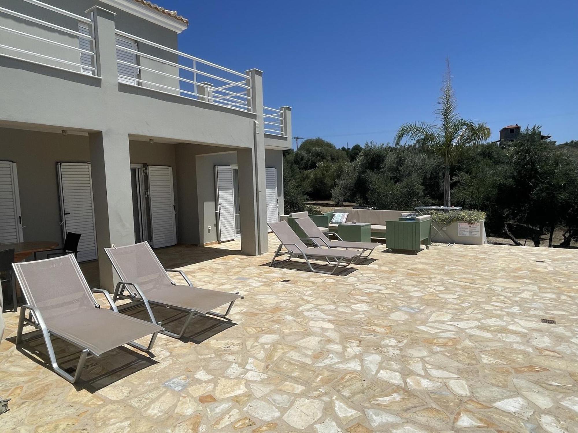 Luxurious Villa In Peloponnese With Swimming Pool Kamária Exteriér fotografie