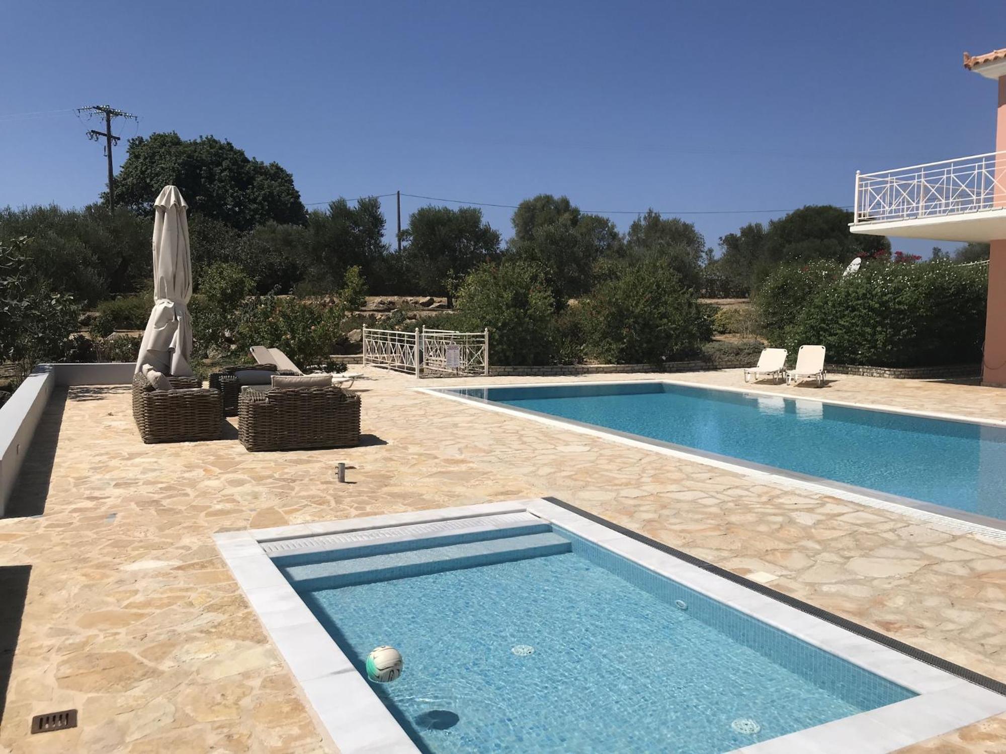 Luxurious Villa In Peloponnese With Swimming Pool Kamária Exteriér fotografie